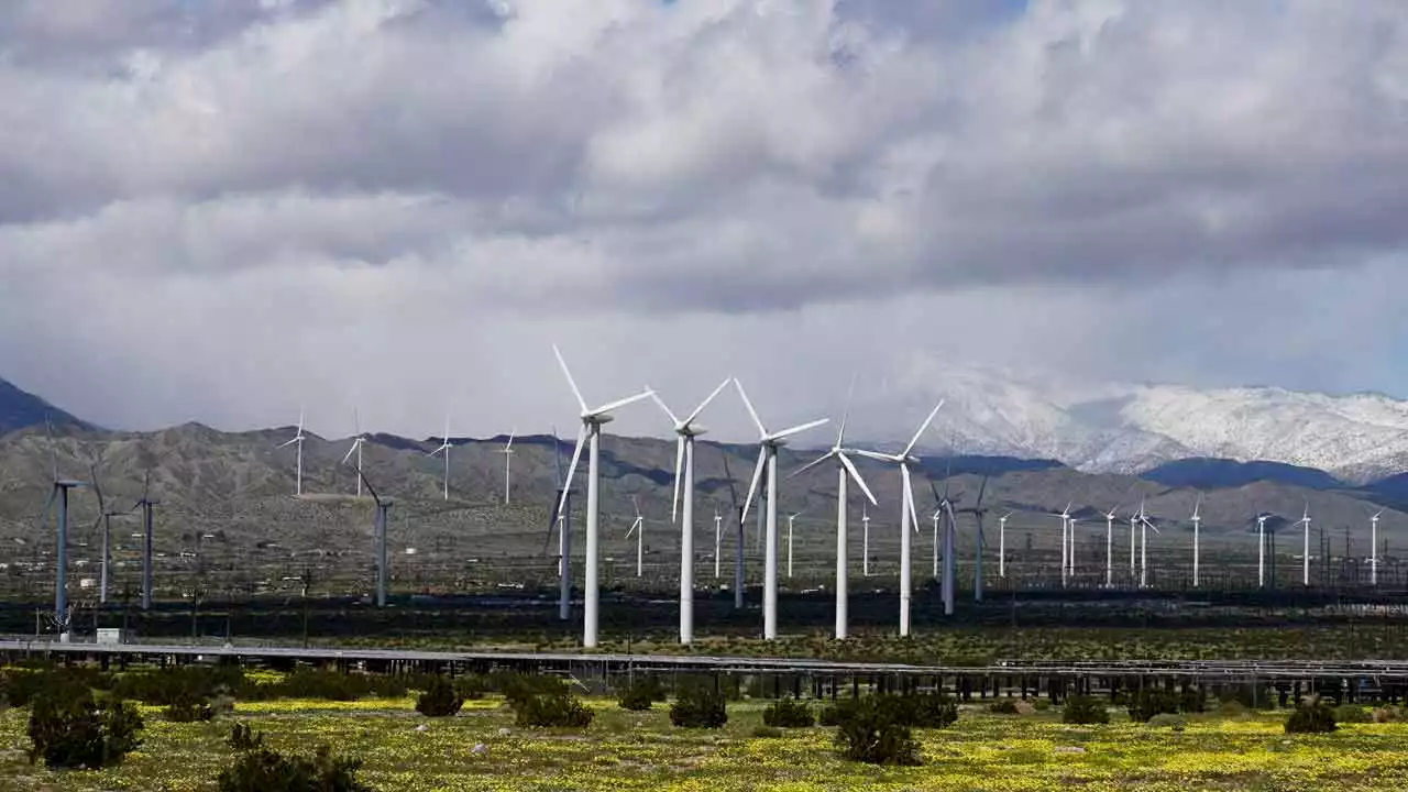 Renewable electricity surpasses coal in the United States for first time in 2022