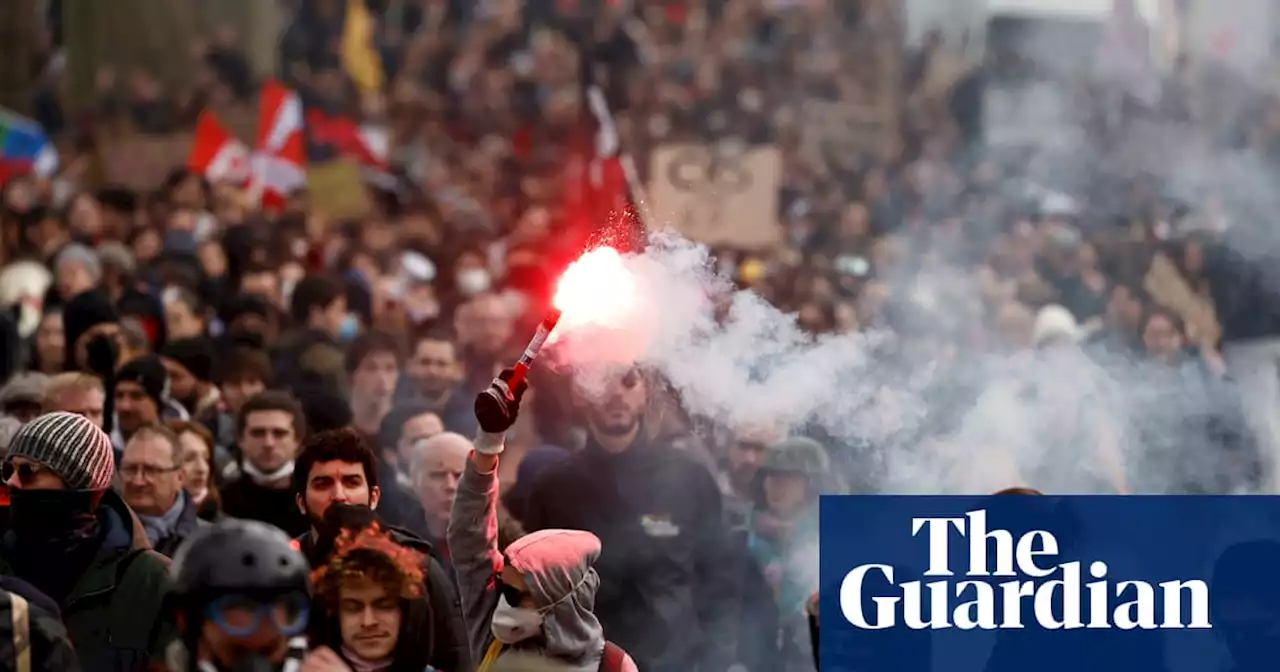 Students’ role in French protests shows depth of anger towards Macron