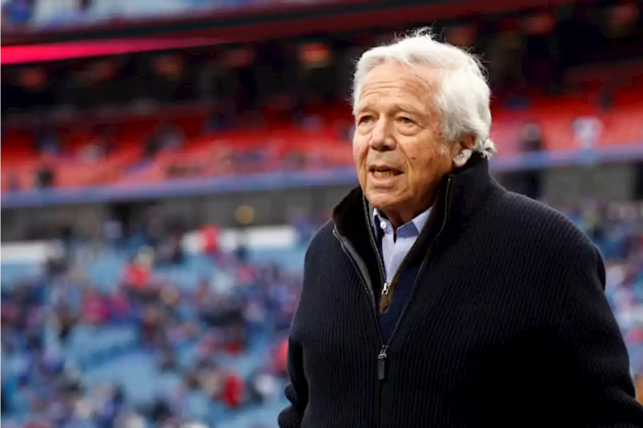 Patriots owner Robert Kraft campaigns against antisemitism