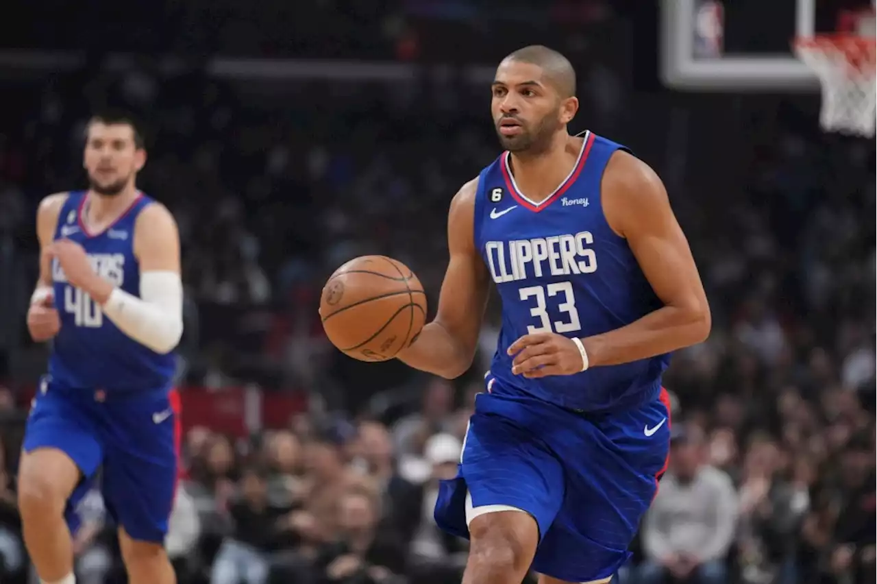 Nicolas Batum, Clippers heat up to bury Bulls