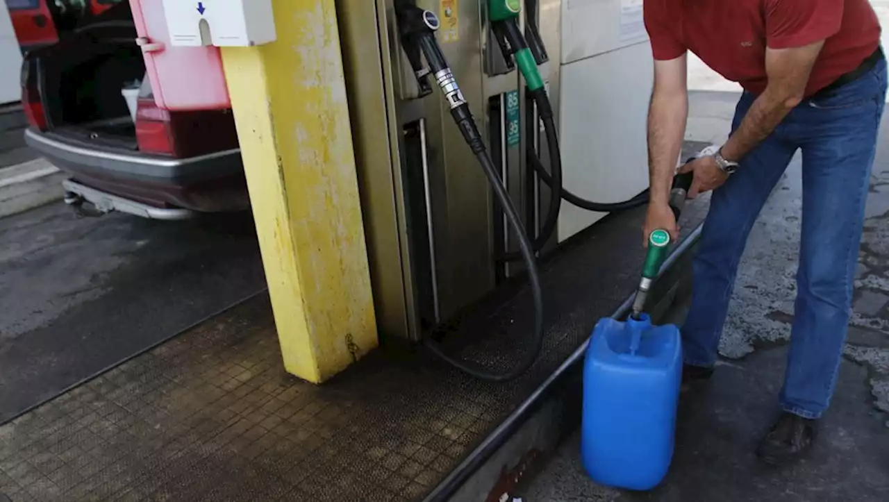 Carburant : la préfecture de Haute-Garonne interdit de remplir des jerricanes dans les stations-service