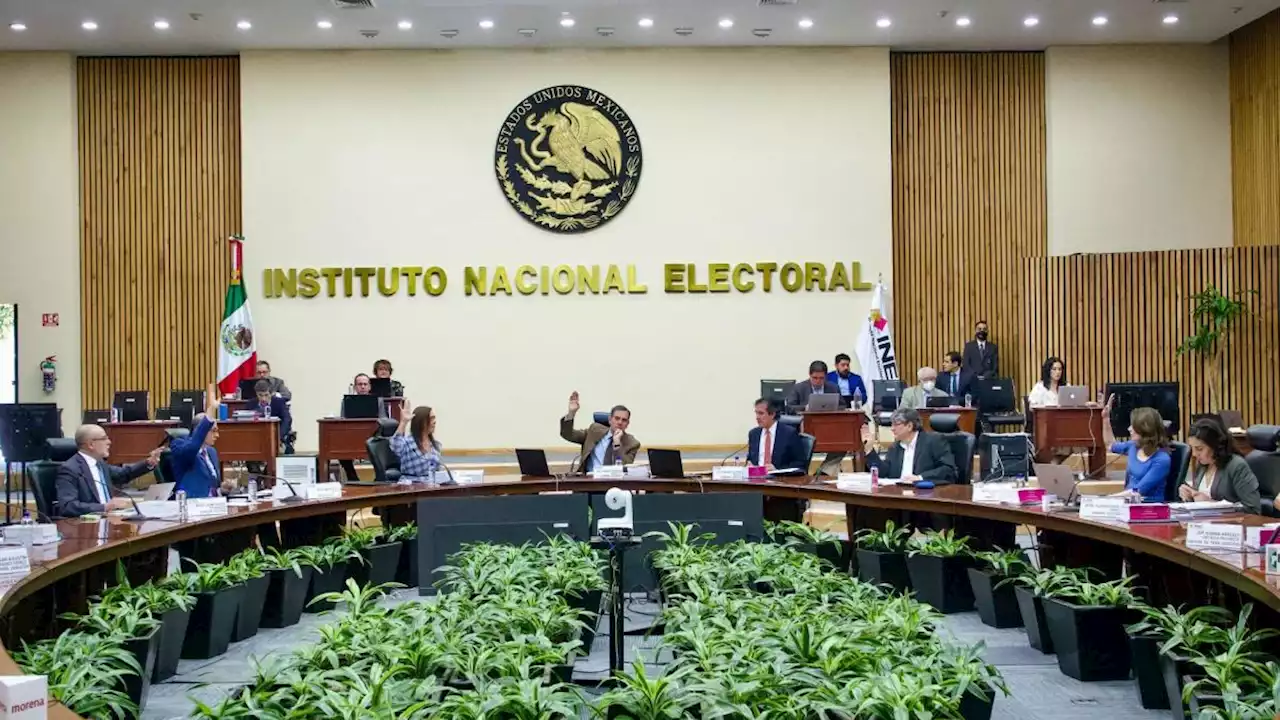 Diputados definen mañana si habrá acuerdo o insaculación para elegir consejeros del INE