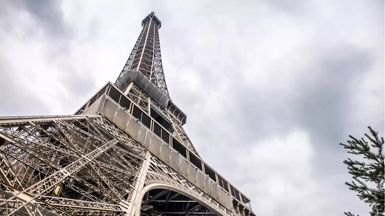 À Paris, la tour Eiffel aussi est fermée en raison de la grève