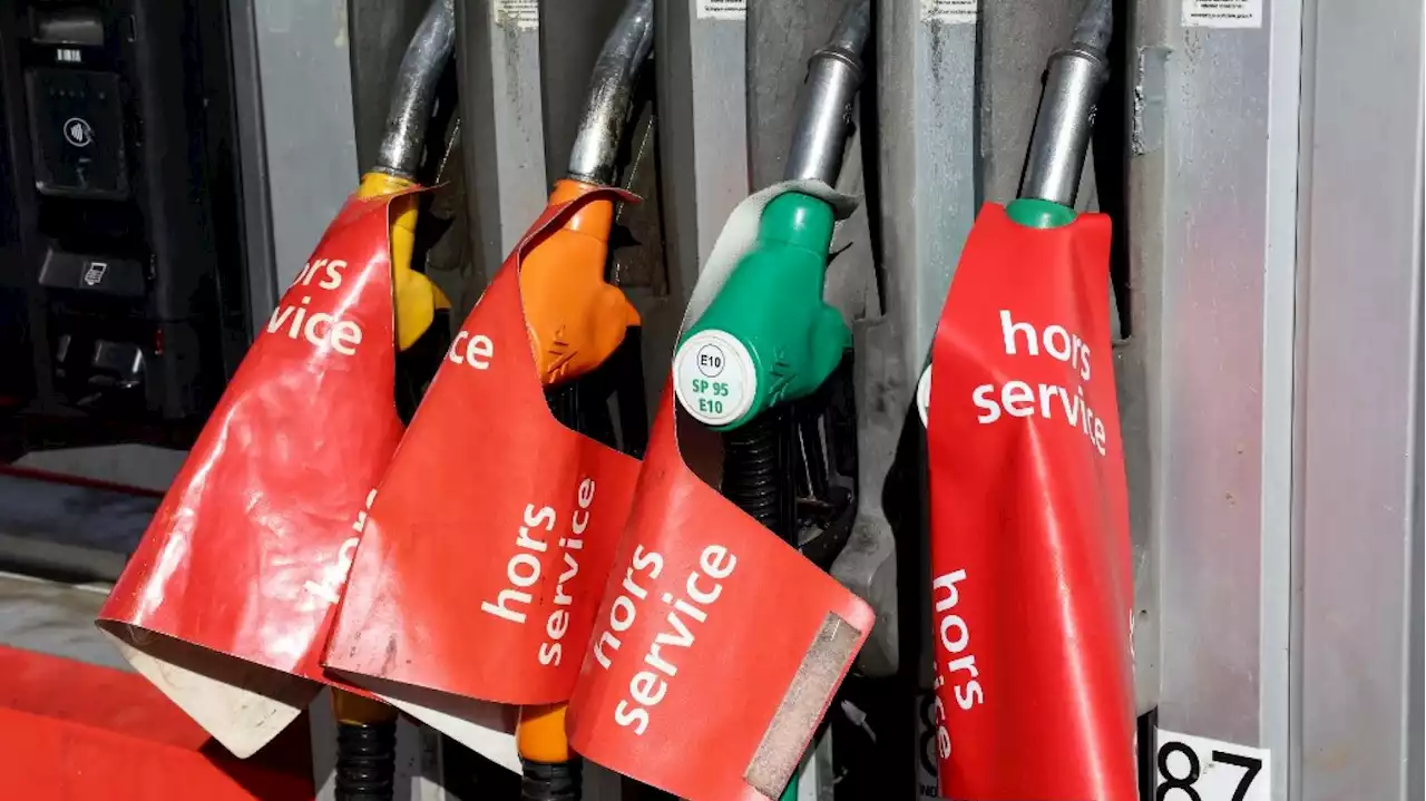 La pénurie de carburants touche désormais l’Île-de-France