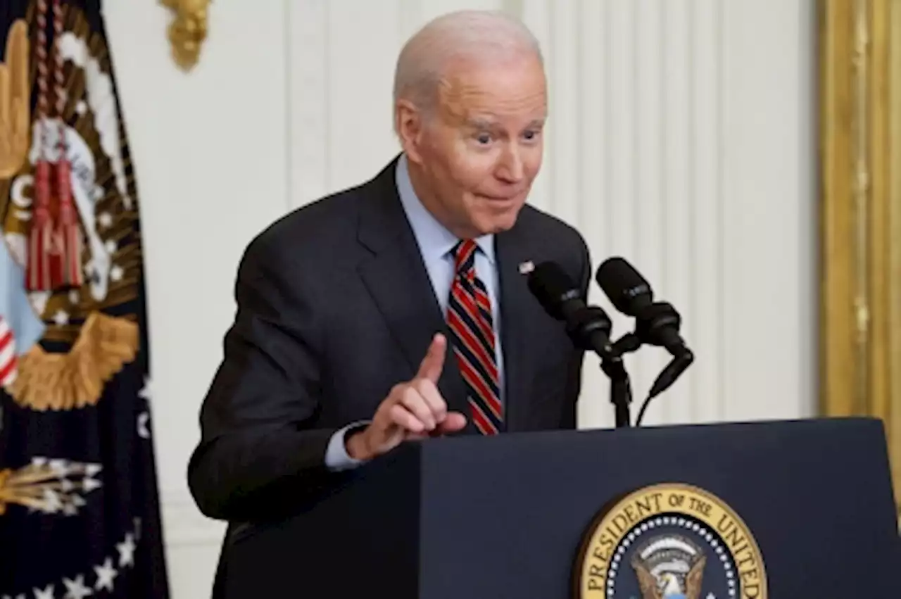 Biden calls for assault weapons ban after Nashville shooting