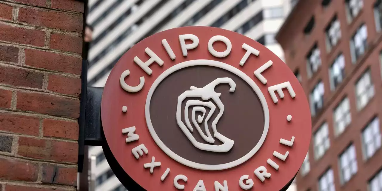 Chipotle agrees to pay former employees after closing store that sought union