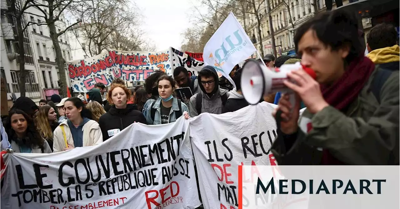 Étudiants et lycéens prennent le relais : « Les gaz lacrymogènes ne nous arrêteront pas »