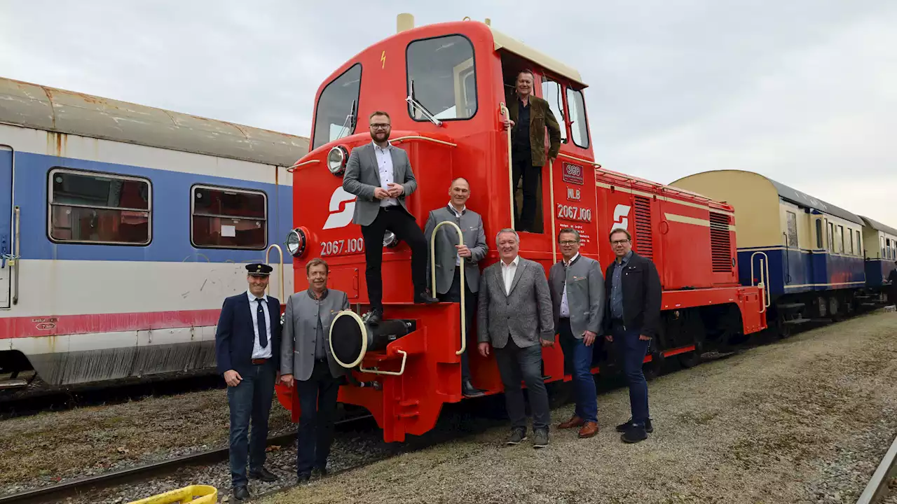 Auf der Zayatalbahn fahren endlich wieder Personenzüge