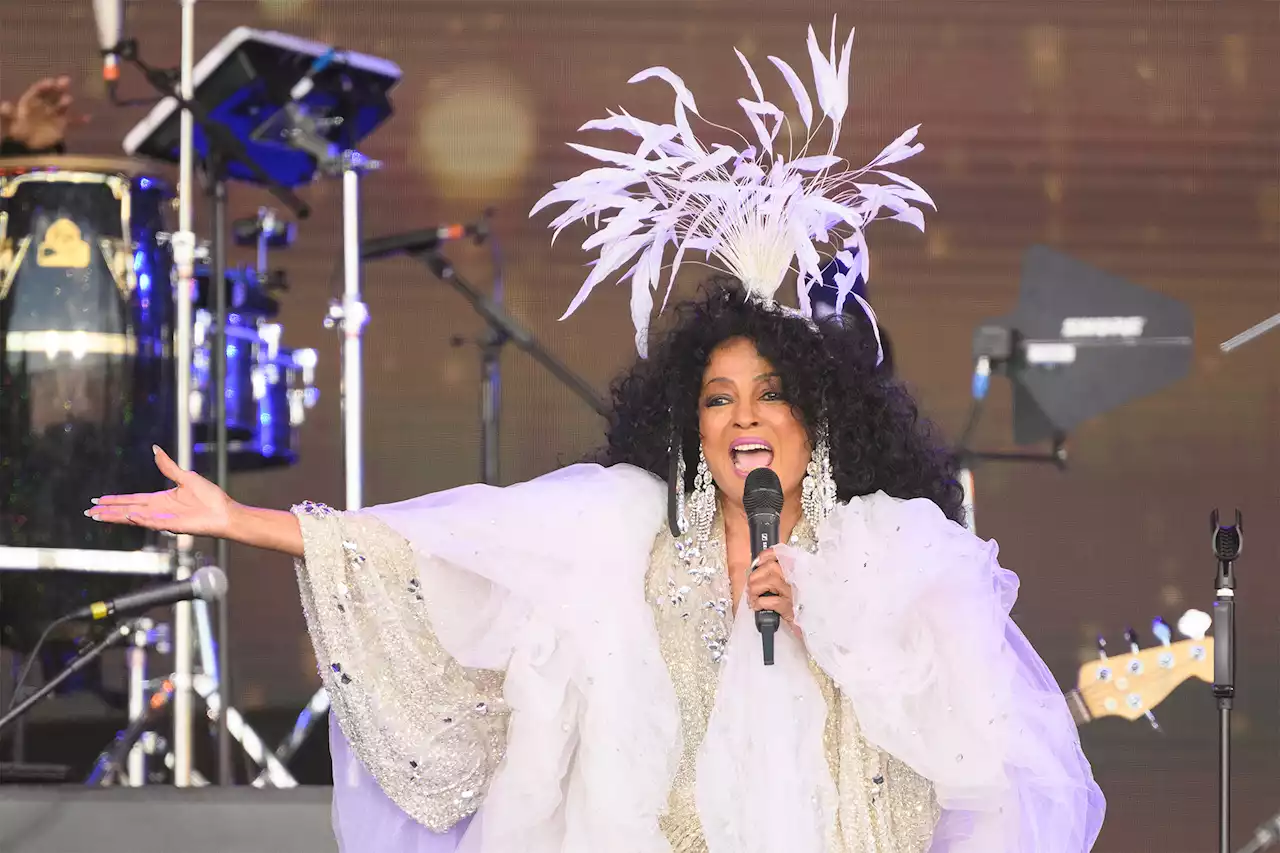 Diana Ross announced a short 2023 tour. Here’s how to get tickets today