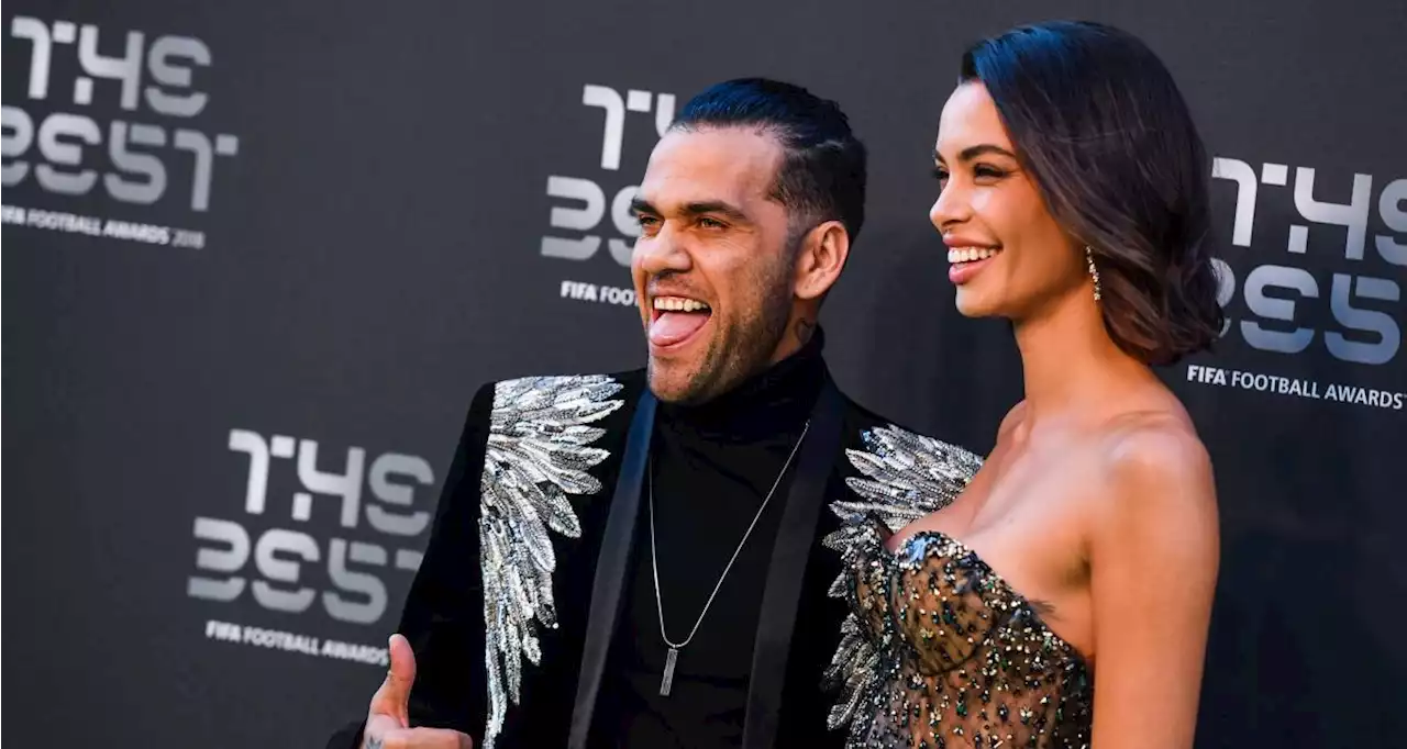 Barça : la femme de Dani Alves sort du silence après l'accusation de viol