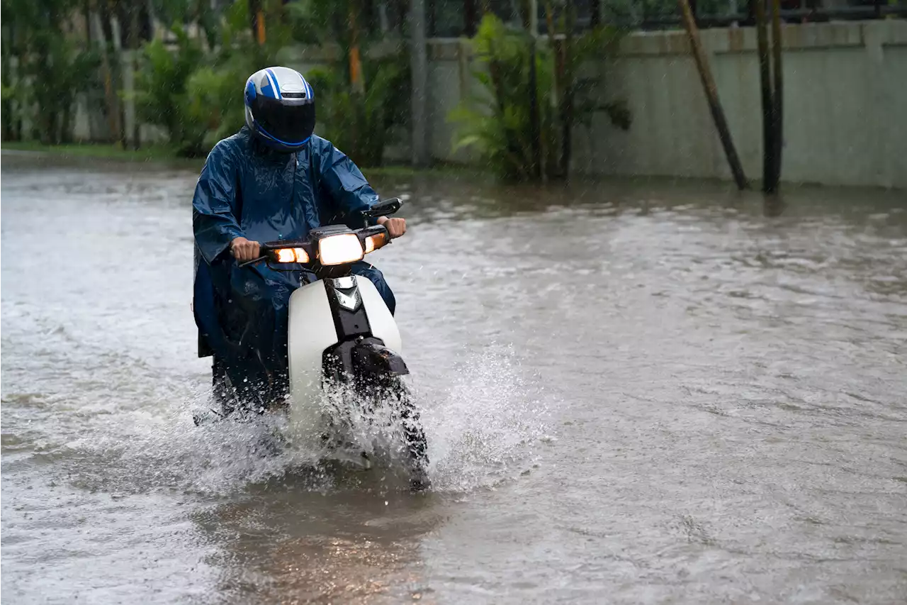 Fuertes lluvias azotaron a muchos en Bello, Antioquia; motociclistas, los más afectados - Pulzo