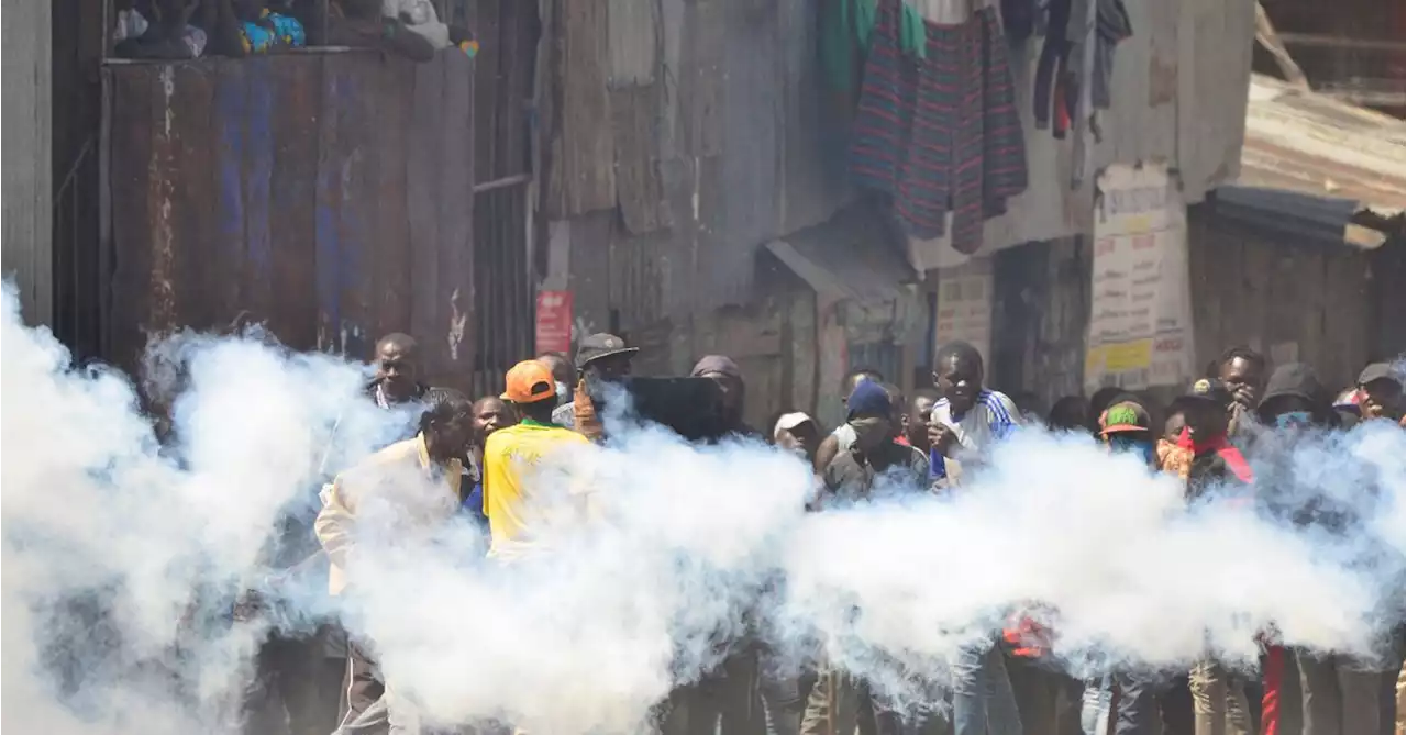 Kenyan police fire tear gas at anti-government protesters, one dead