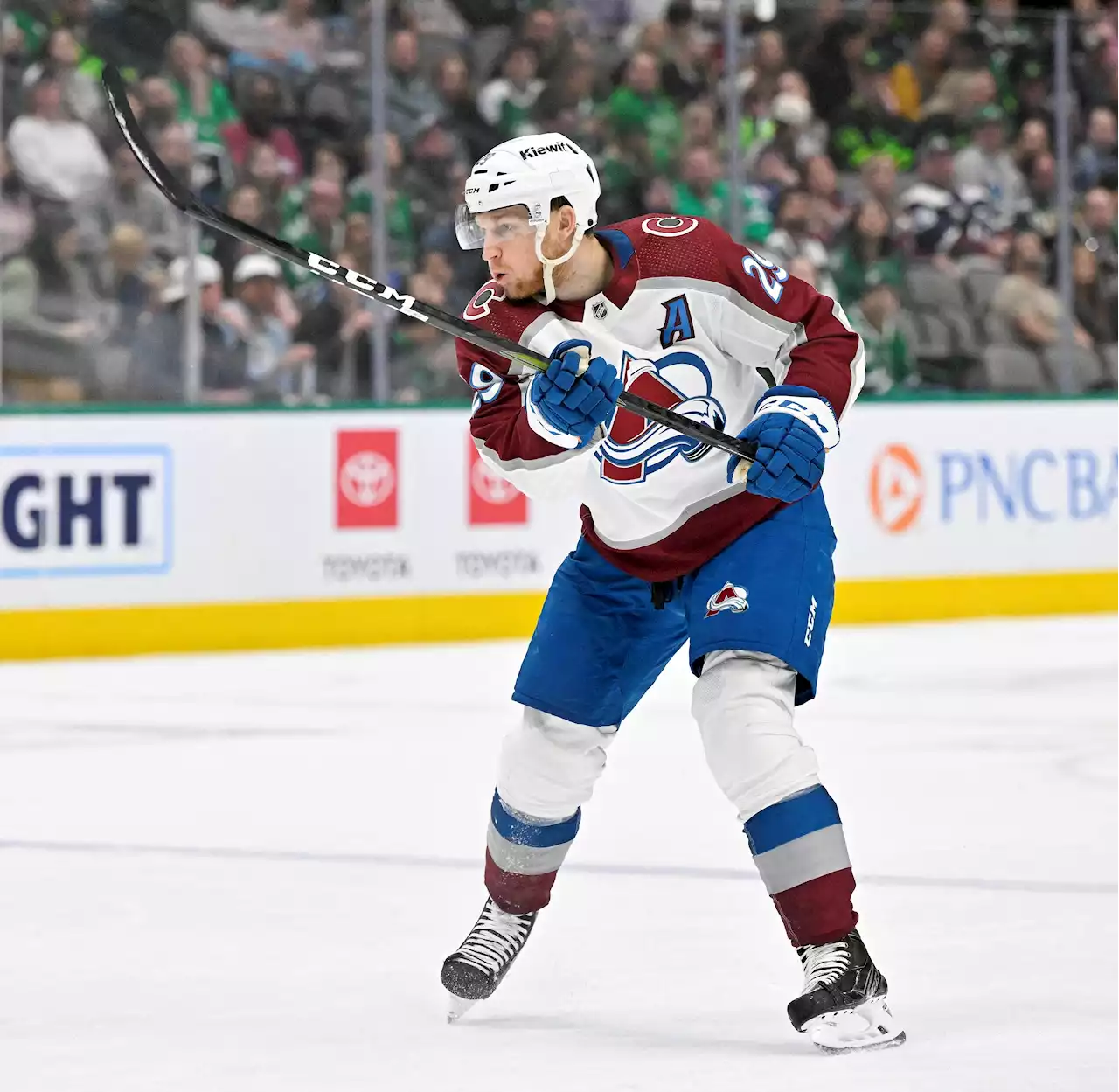 Nathan MacKinnon approaching 100 points for red-hot Avalanche | SaltWire