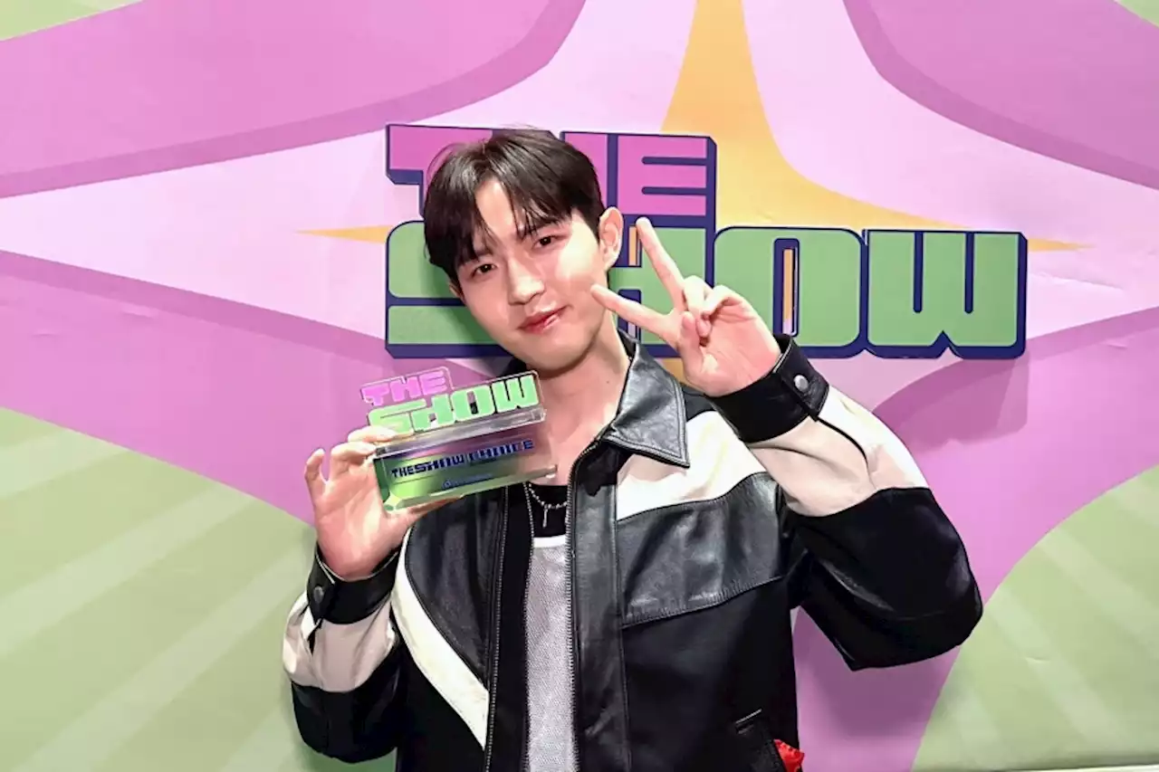 Watch: Kim Jae Hwan Takes 1st Win For “Spring Breeze” On “The Show”; Performances By New MC Trio Yeosang, Hyeongseop, Xiaojun; And More