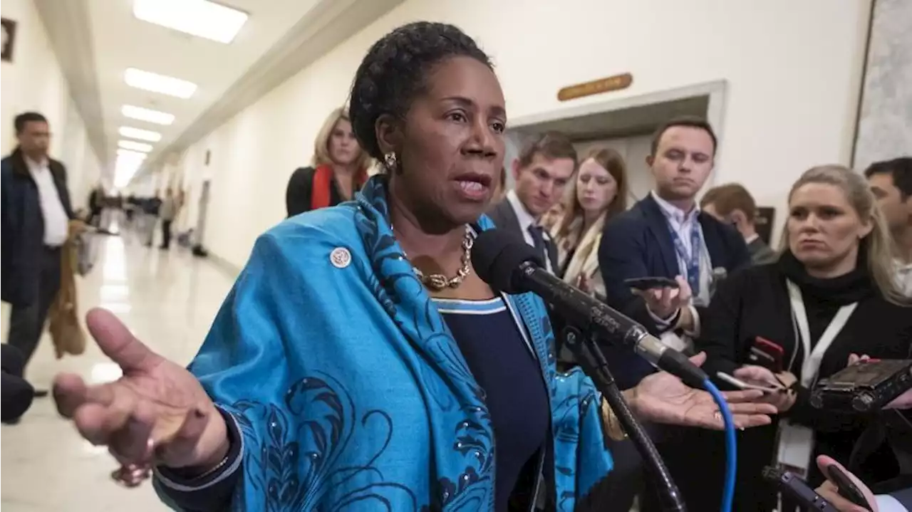 Rep. Sheila Jackson Lee announces run for Houston mayor