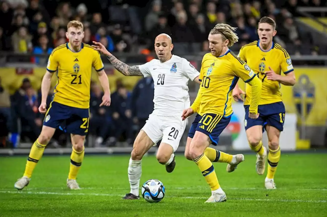 Soccer-Five-star Swedes score big win over Azerbaijan