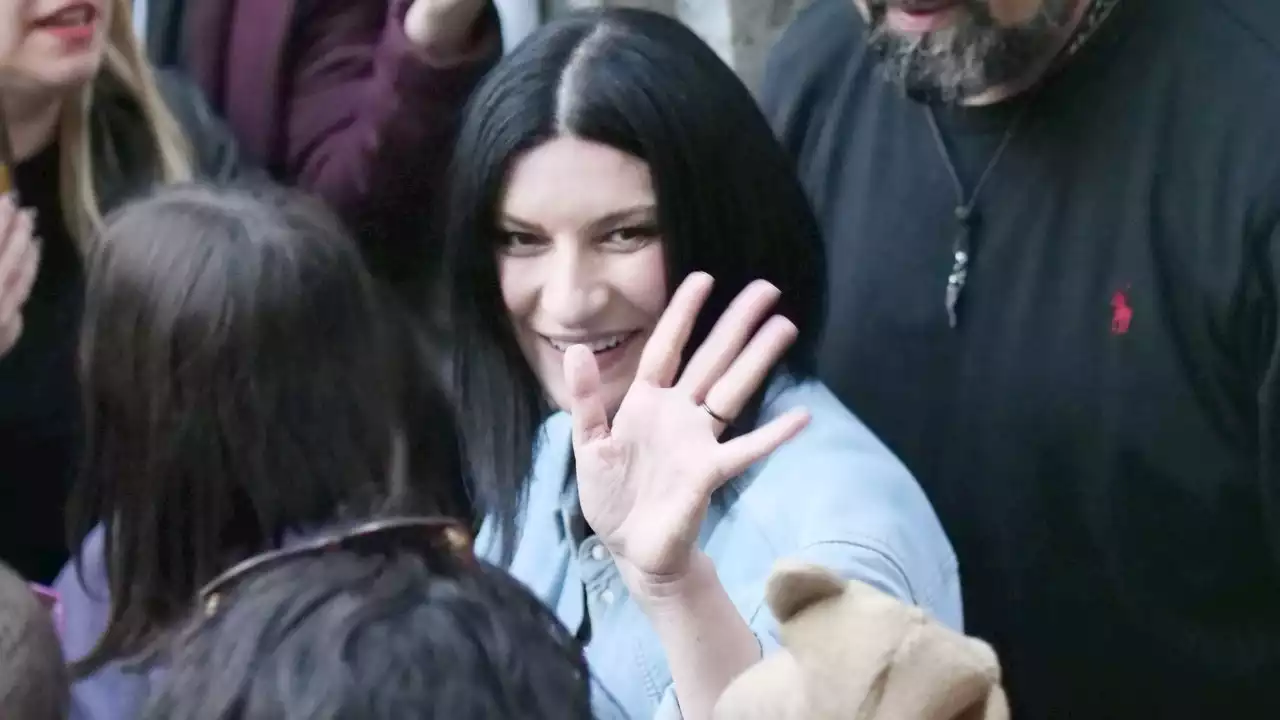 Laura Pausini, una novia tan poco convencional como su alianza