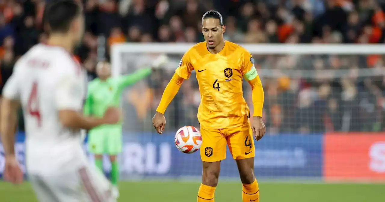 Van Dijk reageert op kritiek Van Basten en Gullit: 'Dat weten zij als geen ander'