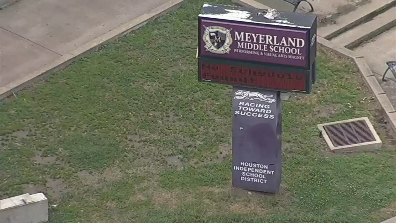 Meyerland Middle School in SW Houston closed on Wednesday after teens set toilet paper on fire