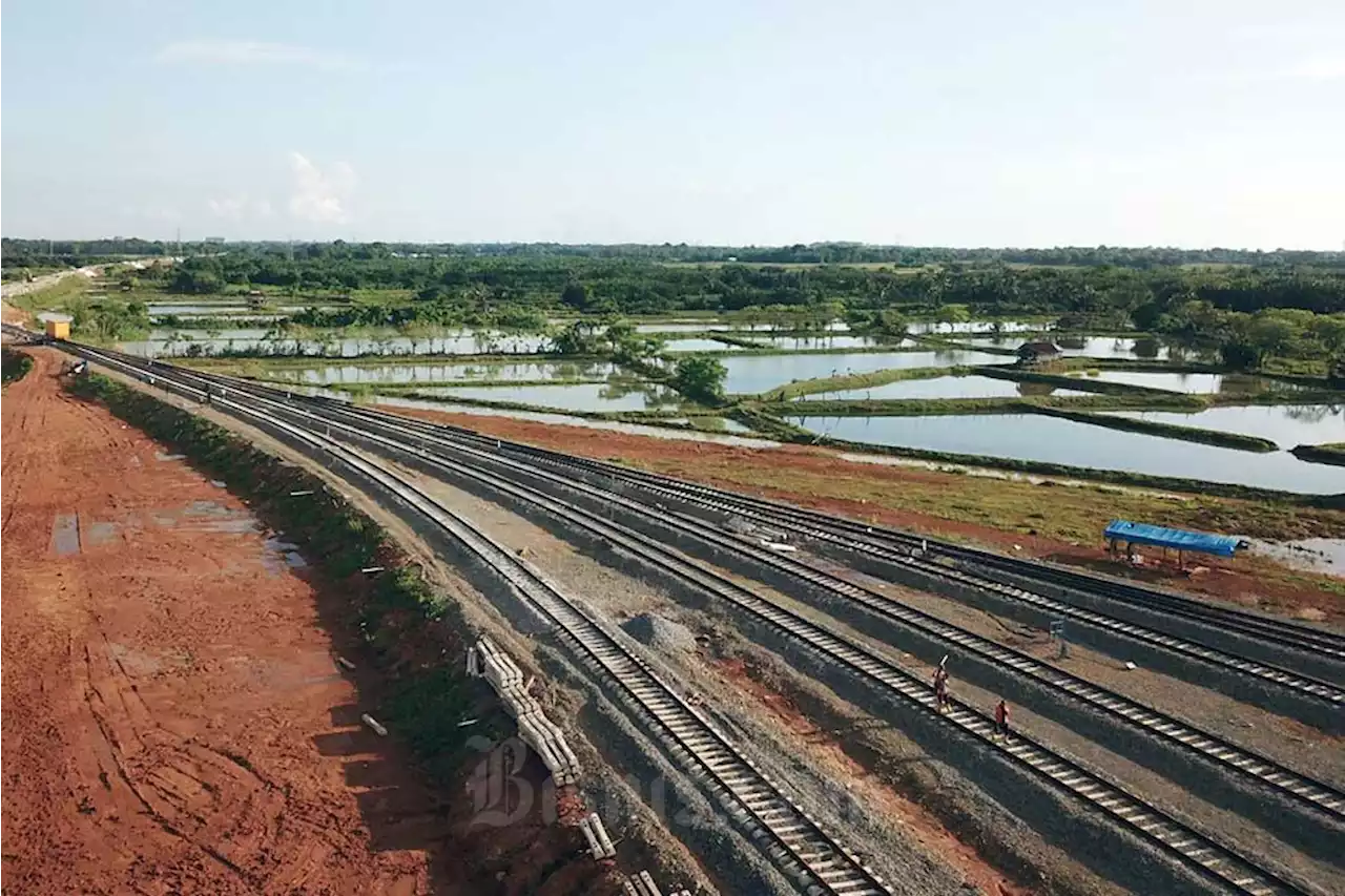 Resmikan KA Makassar-Parepare, Jokowi: Bisa Tingkatkan Daya Saing Negara