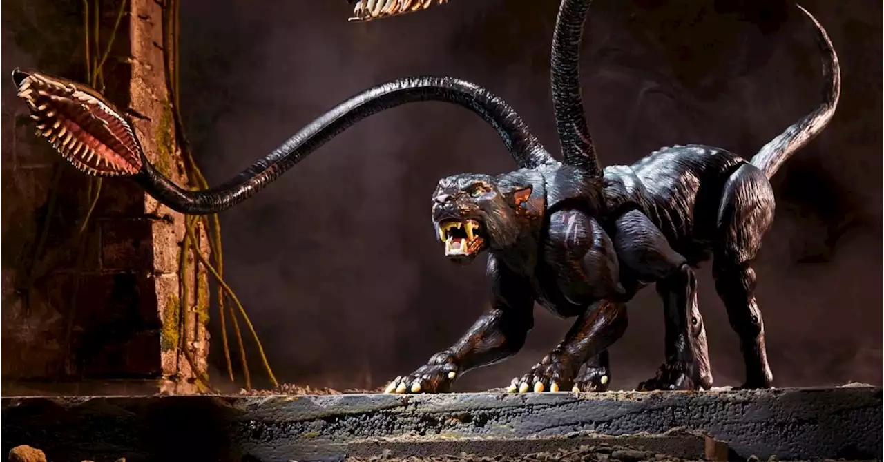 Hasbro Debuts Deadly D&D Golden Archive Displacer Beast Figure