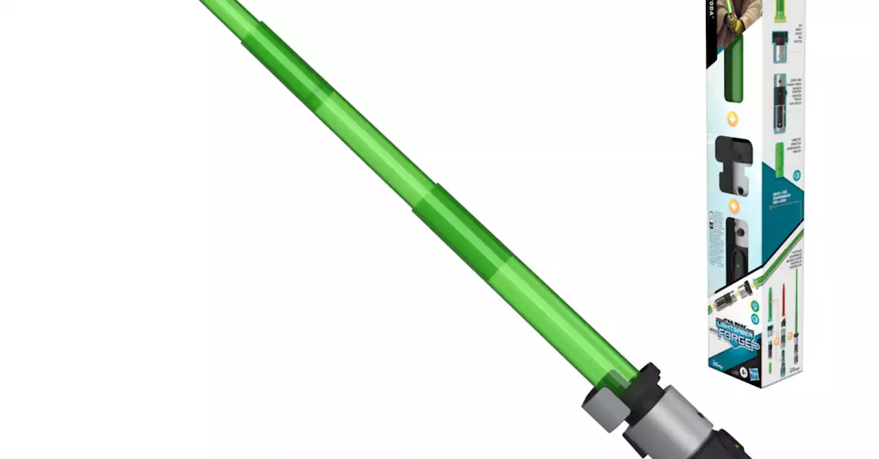 Star Wars Jedi Master Yoda Enters Hasbro’s Lightsaber Forge