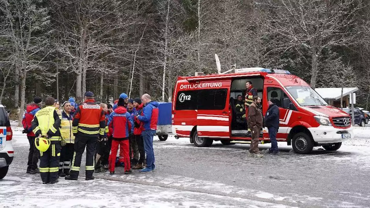 Zwei Tote nach Absturz von Kleinflugzeug im Bayerischen Wald