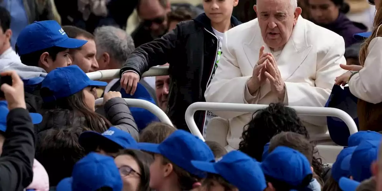 Franziskus im Krankenhaus! Große Sorge um den Papst