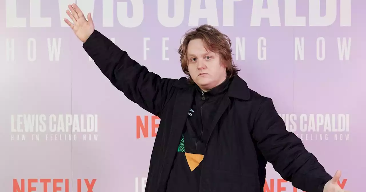 Lewis Capaldi responds to hilarious Netflix billboard featuring Liz Truss