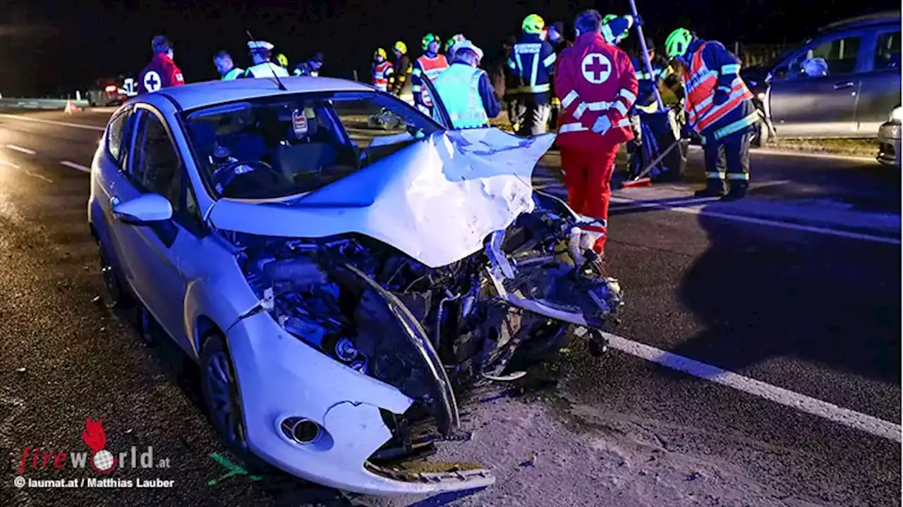 Oö: Zwei Verletzte bei Kreuzungsunfall auf der B 138 in Steinhaus