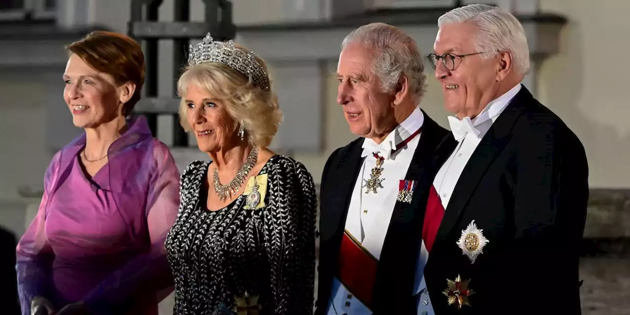 Scholz nicht zum Essen eingeladen - Steinmeier schenkt Charles ein Foto