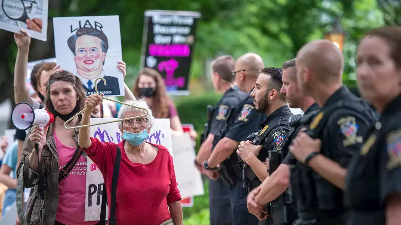 US Marshals were told not to arrest protesters at Supreme Court justices' homes 'unless absolutely necessary'