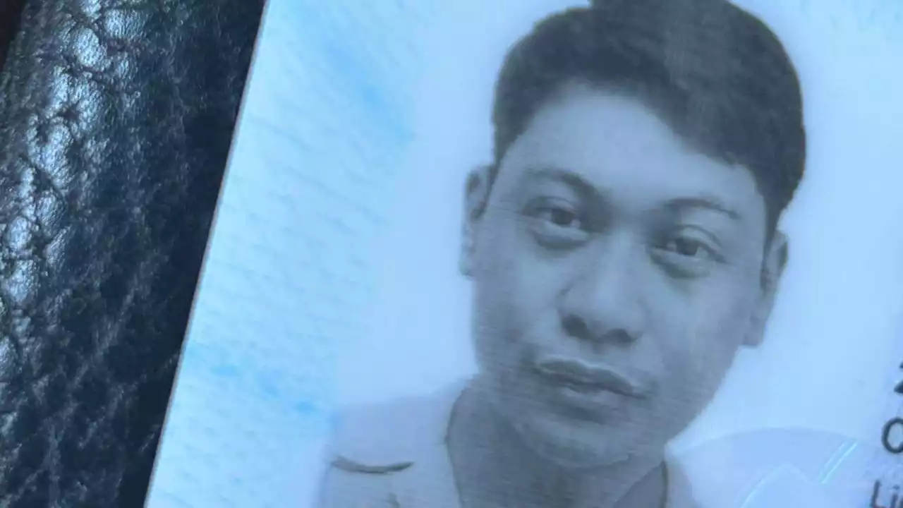 Macoy Dubs pokes fun at his pouty lips in his driver's license photo