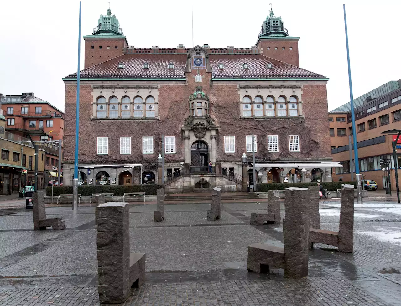 Skarp kritik mot skola efter våldtäktsdom mot lärare