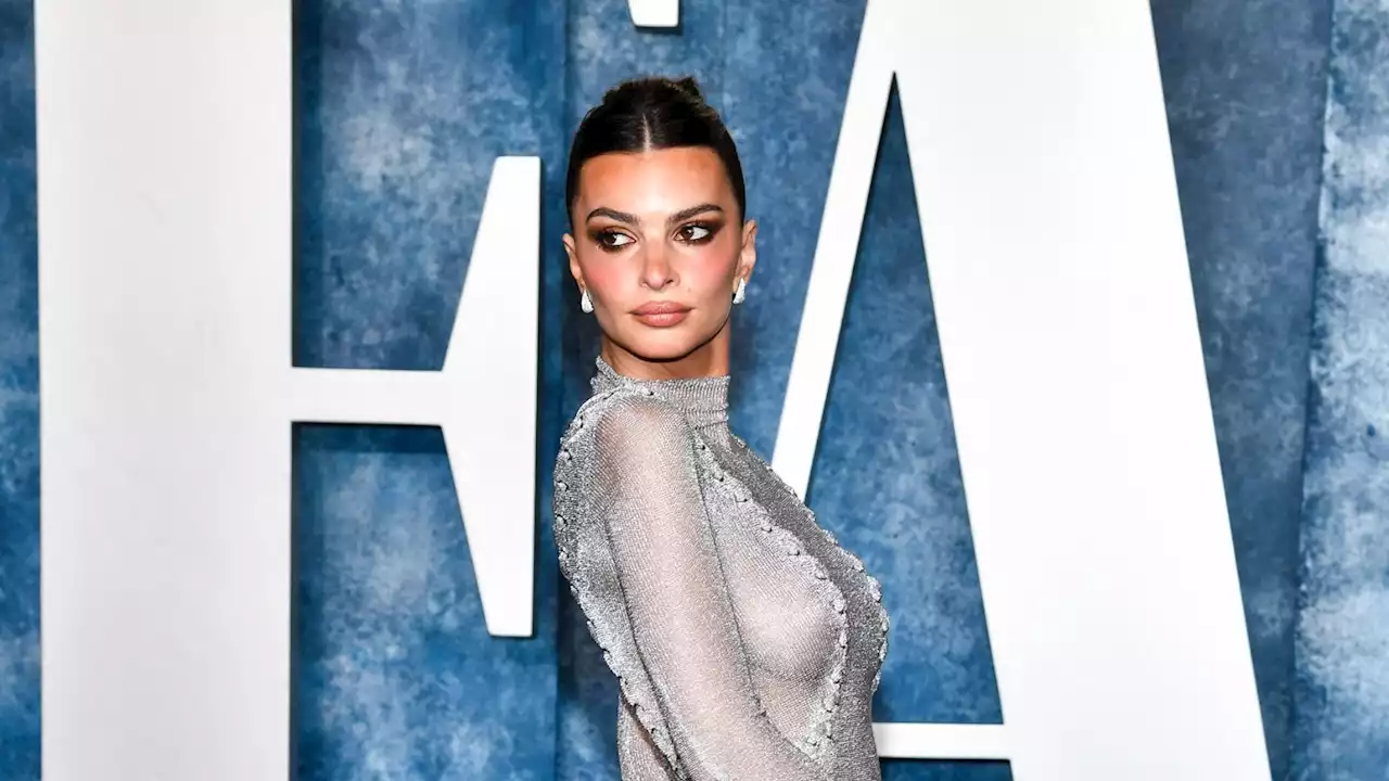 Emily Ratajkowski aurait demandé pardon à cette star et voici pourquoi !