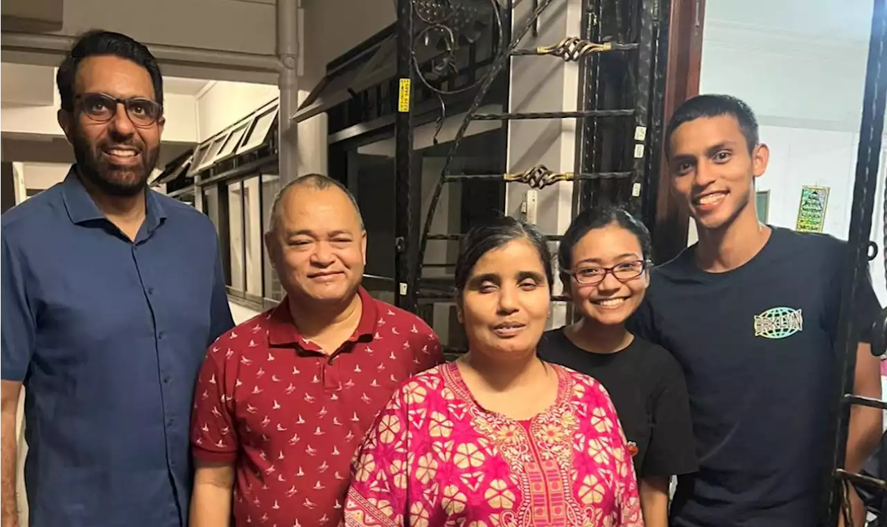 'Sometimes, you just know you are going to have a good day of house visits,' Pritam Singh continues visits to Compassvale, Raeesah Khan's former ward - Singapore News