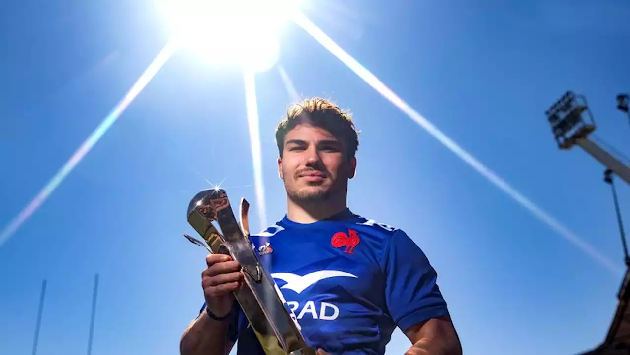 Tournoi des 6 Nations : Antoine Dupont élu meilleur joueur du tournoi pour la deuxième fois consécutive