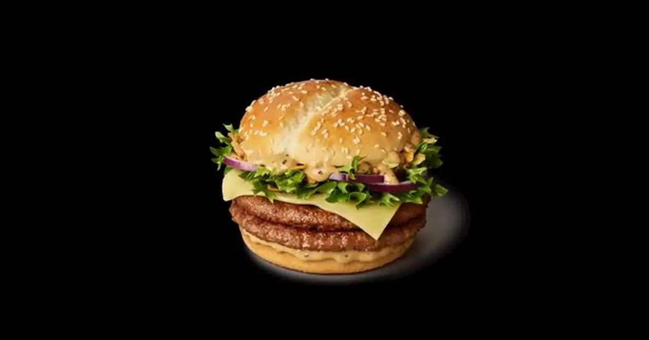 I tried the new McDonald's Steakhouse Stack and honestly wish I hadn't