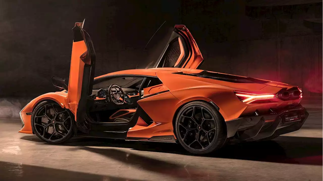 FIRST LOOK: The Lamborghini Aventador Replacement Is Here!