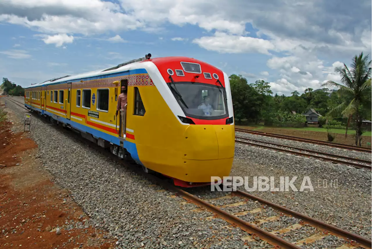 Jokowi akan Resmikan Pengoperasian Kereta Makassar-Parepare |Republika Online