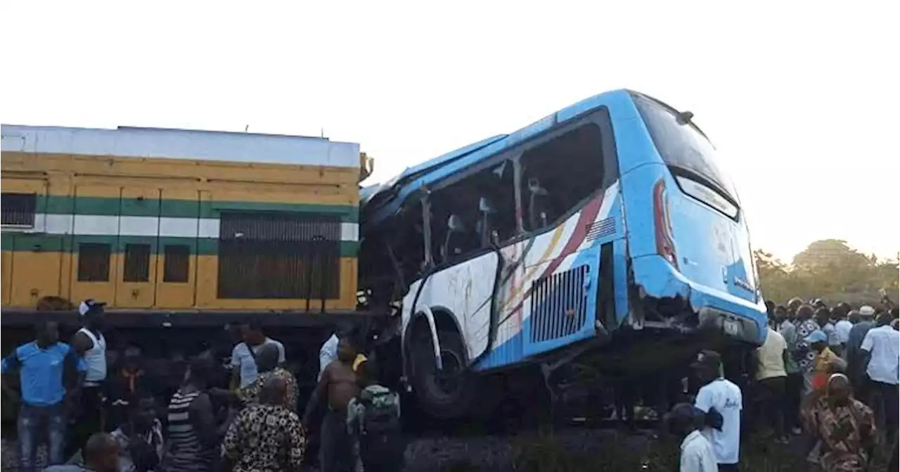 Lagos State Government Announces Insurance Claims For Victims Of Fatal Train-Bus Accident | Sahara Reporters