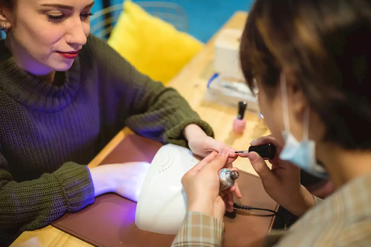 Do You Really Need To Apply Sunscreen Before A Manicure?