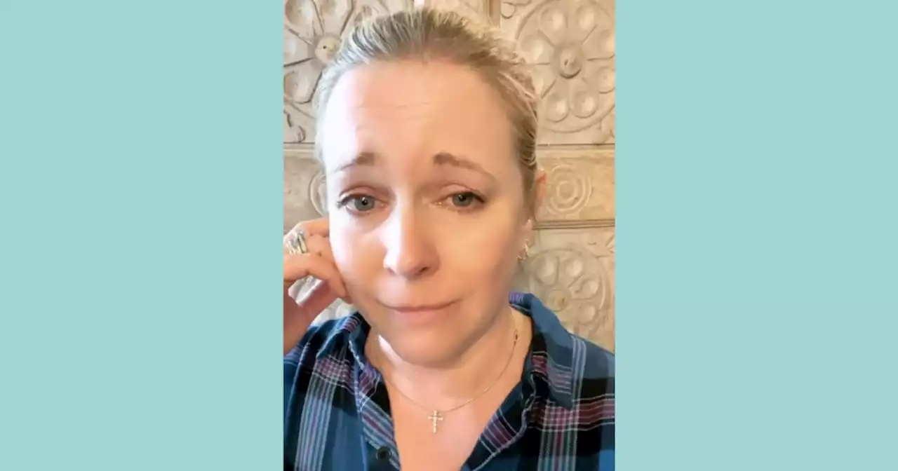 Melissa Joan Hart breaks down describing helping children run from Nashville school shooting