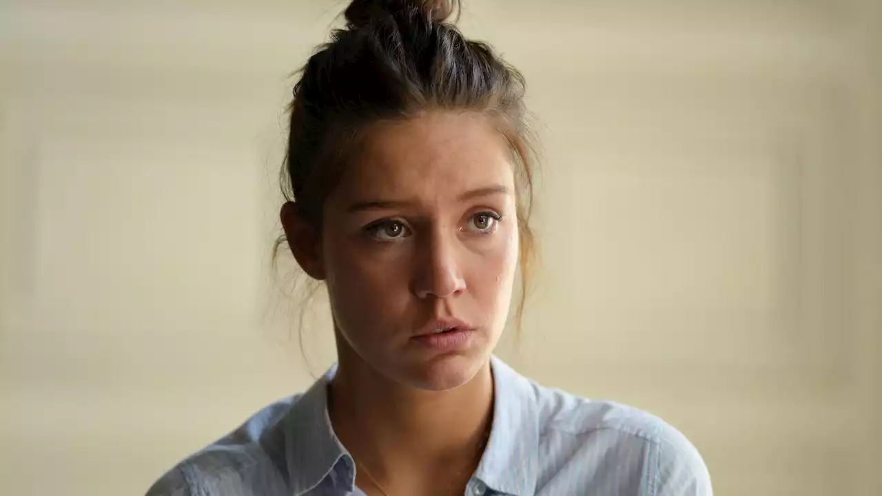 Leïla Bekhti et Adèle Exarchopoulos, bouleversantes dans 'Je verrai toujours vos visages'