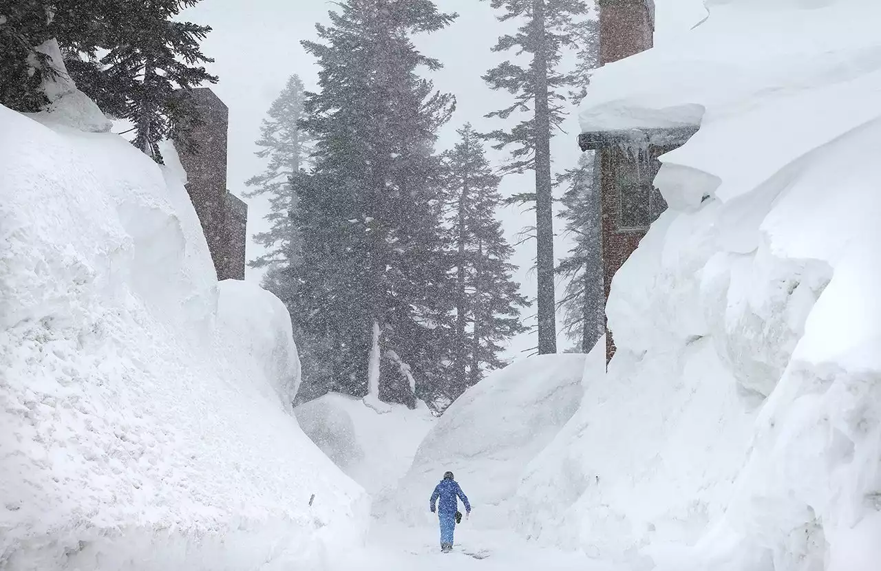 Here's What The Sierra Looked Like As More Snow Headed In Tuesday (PHOTOS) | Weather.com