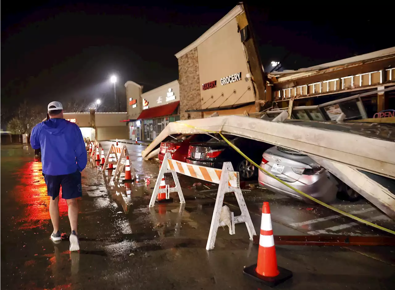 Messy storms roll eastward after slamming Texas, Louisiana