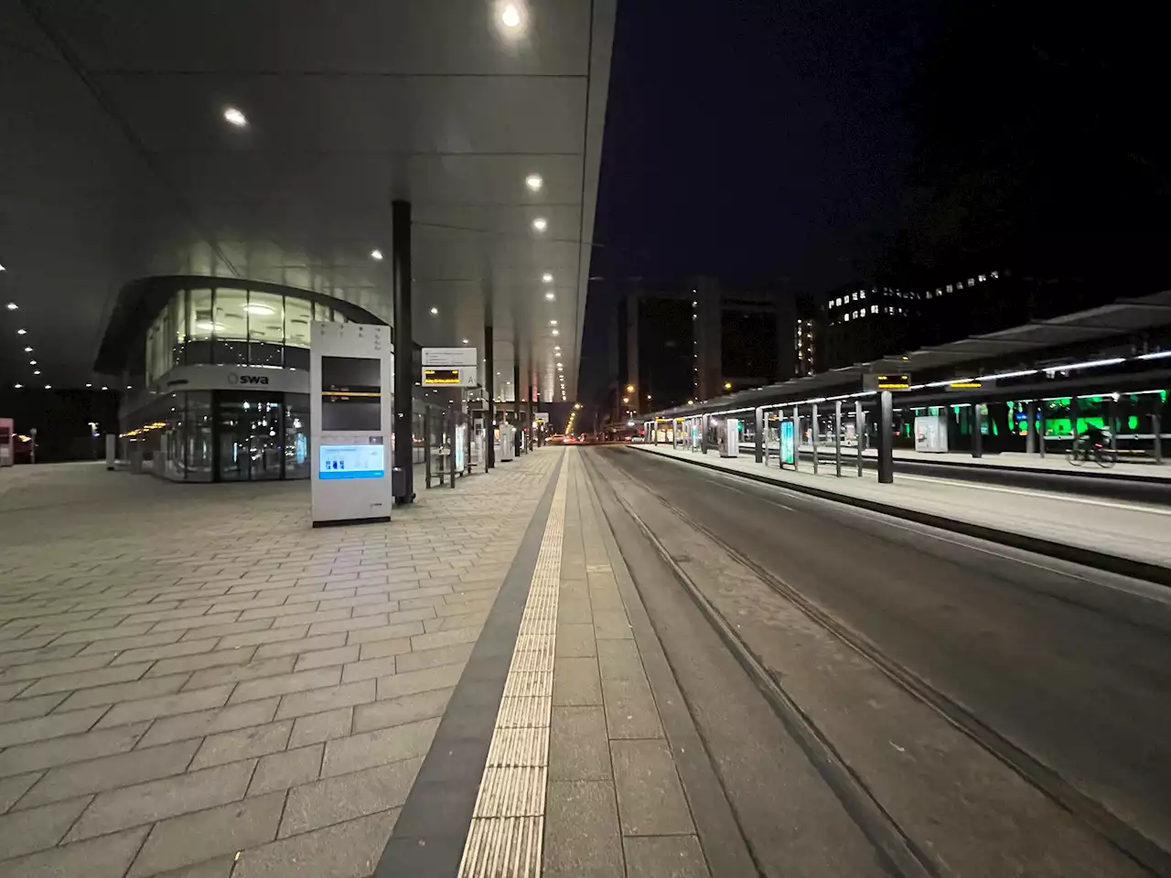 Warnstreiks legen Nahverkehr in Augsburg lahm