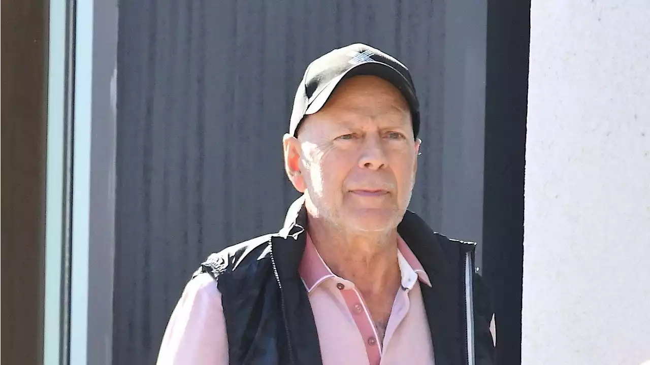 Bruce Willis atteint de démence : de nouvelles photos dévoilées depuis l'annonce de l'aggravation de...