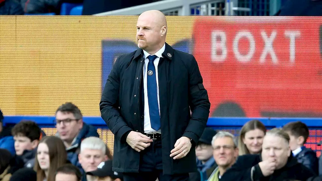 Dyche refuses to adopt 'mad' tactics to change Everton's fortunes in front of goal