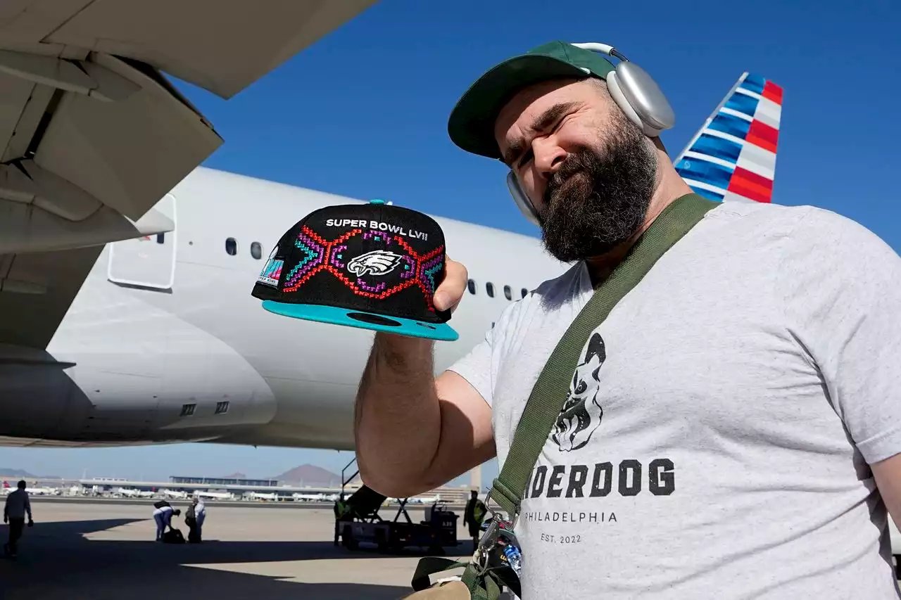 Live from New York ... it’s Jason Kelce? Could Eagles star be headed to SNL with Travis Kelce?